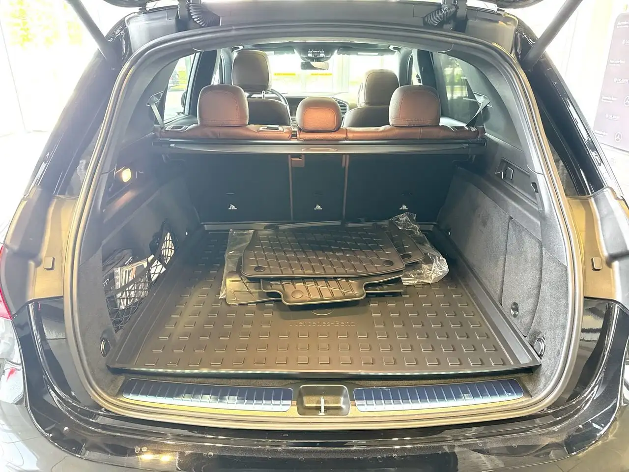 Mercedes-Benz GLE снимка Mercedes-Benz GLE