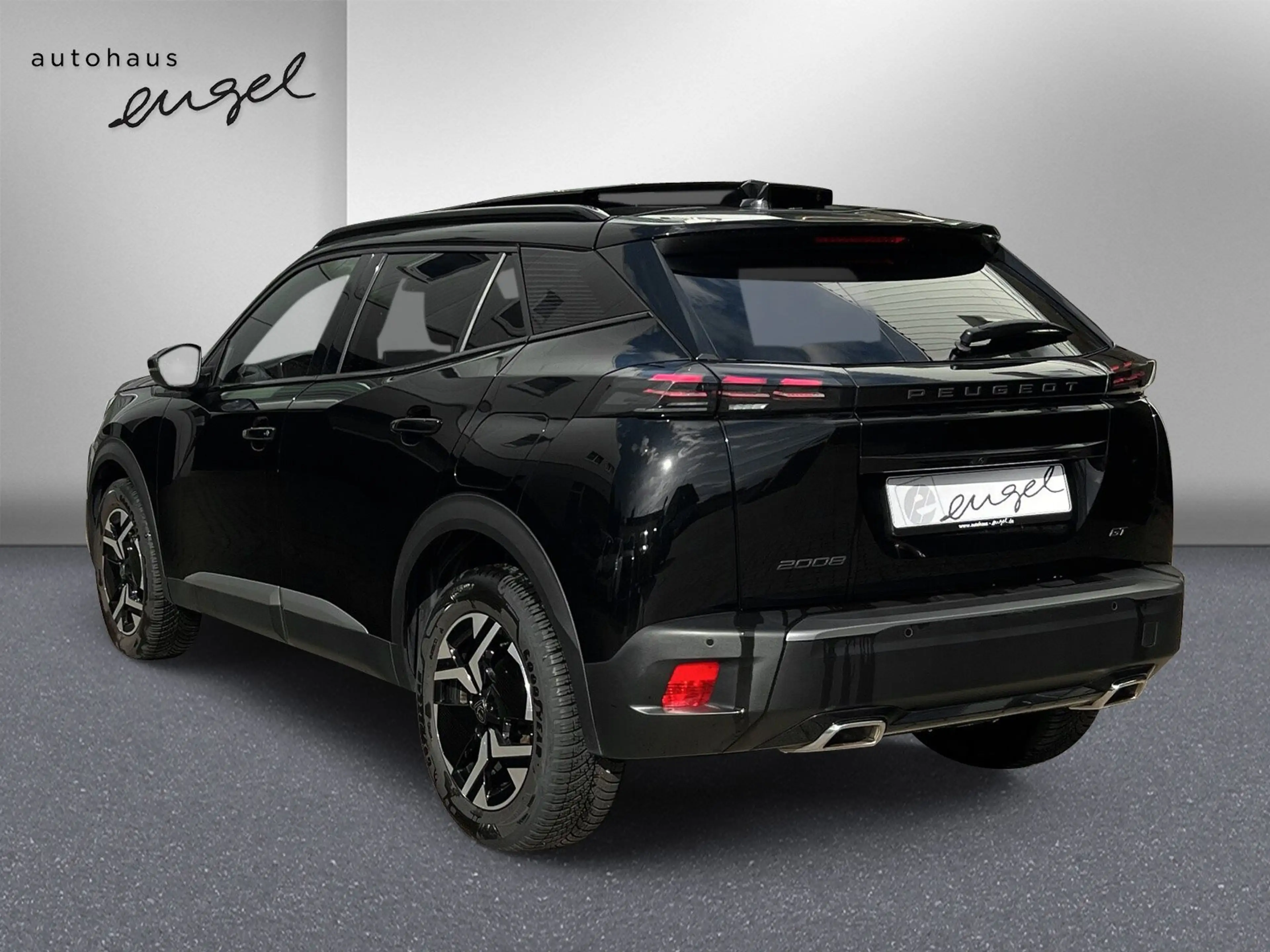 Peugeot 2008 1.2 PureTech 130 GT PANO KAMERA TEMPO SHZ LED — photo 6