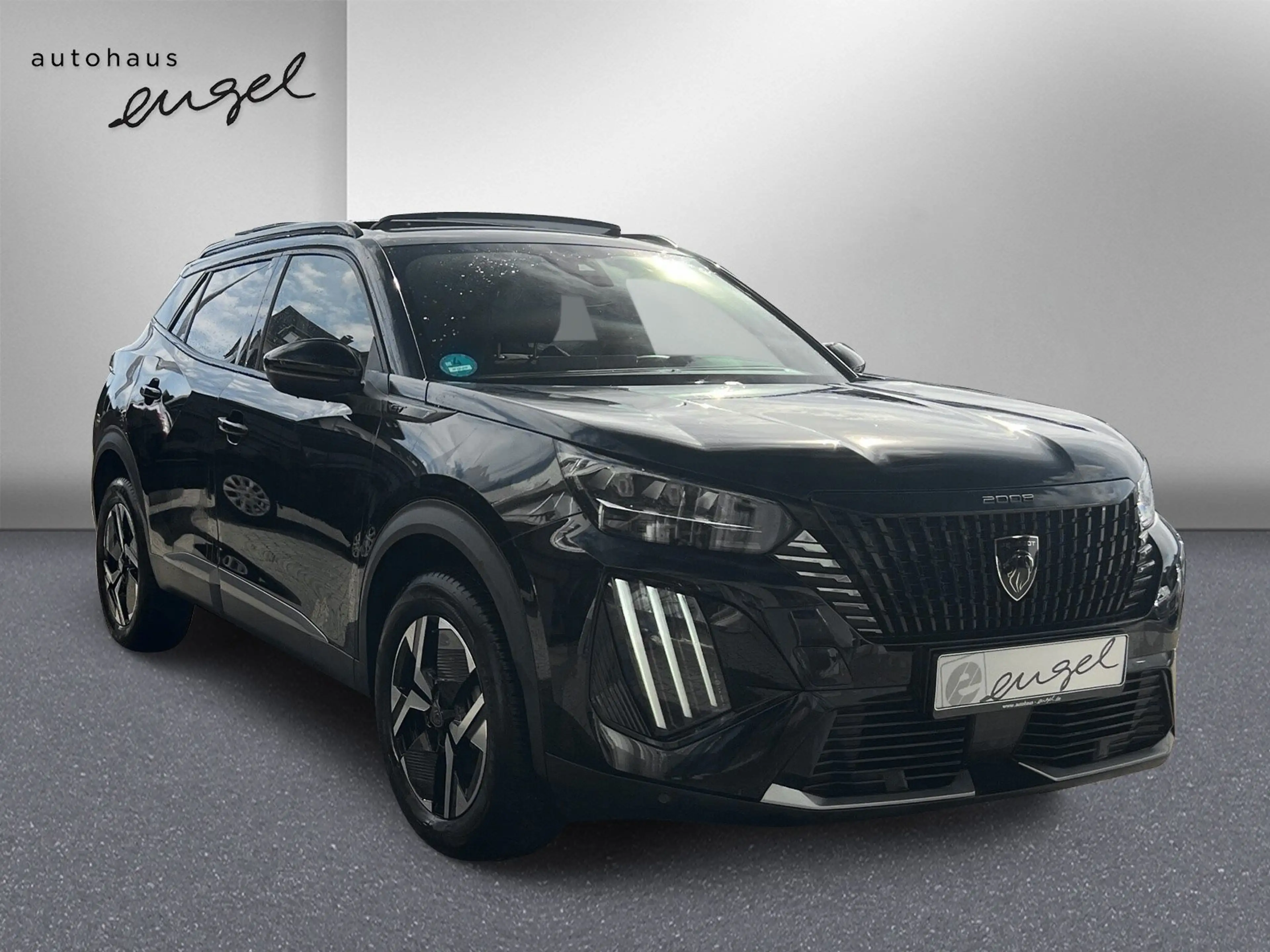 Peugeot 2008 1.2 PureTech 130 GT PANO KAMERA TEMPO SHZ LED — photo 3