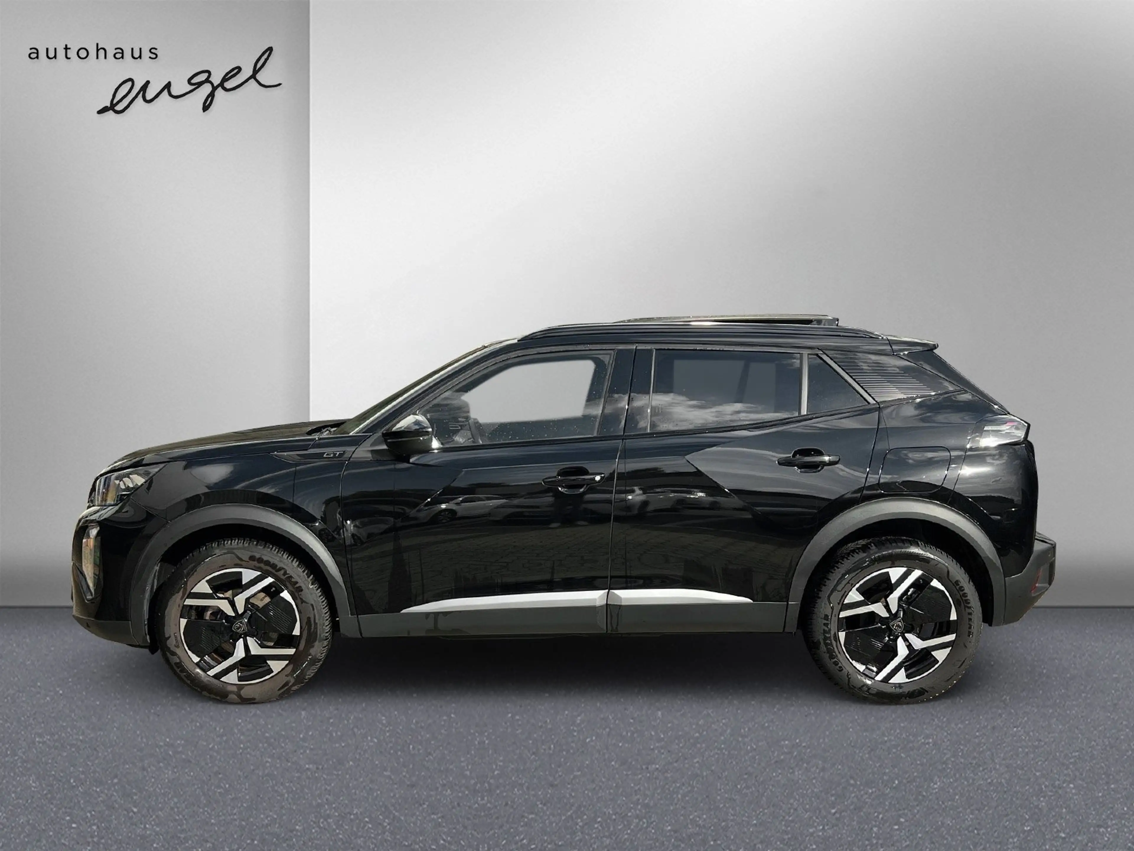 Peugeot 2008 1.2 PureTech 130 GT PANO KAMERA TEMPO SHZ LED — photo 4