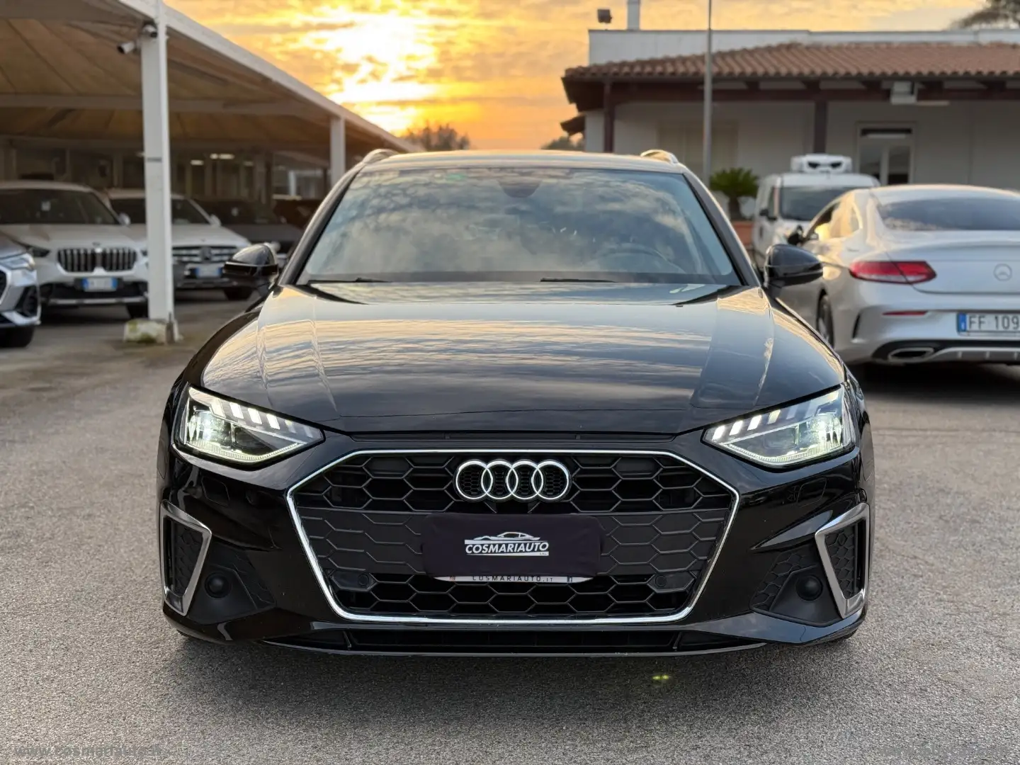Audi A4 Avant 35 TDI/163CV S tronic S line ed Noir - 2