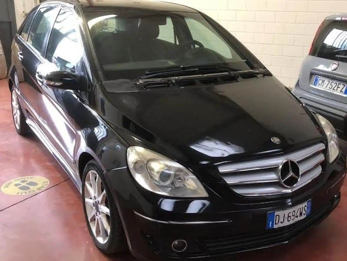 Mercedes-Benz B 180 CDI  FAMILIARE Negro - 1