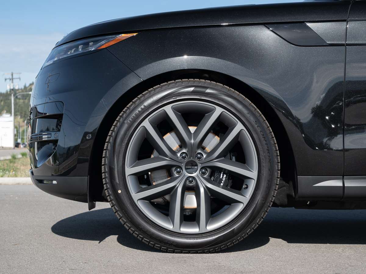 2026 Land Rover Range Rover Sport P360 S thumb 9