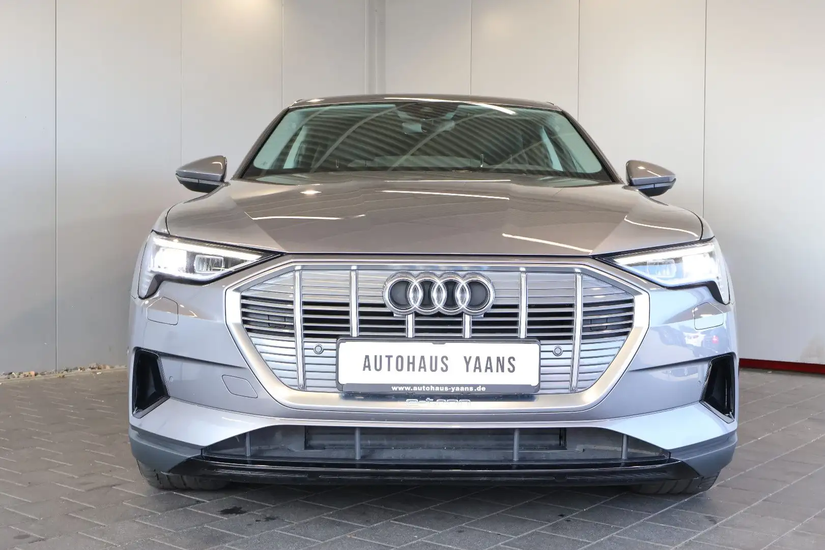 Audi e-tron 50 quattro LUFT+VIRTUAL+ACC+KAM+LEDER+AHK Grau - 2