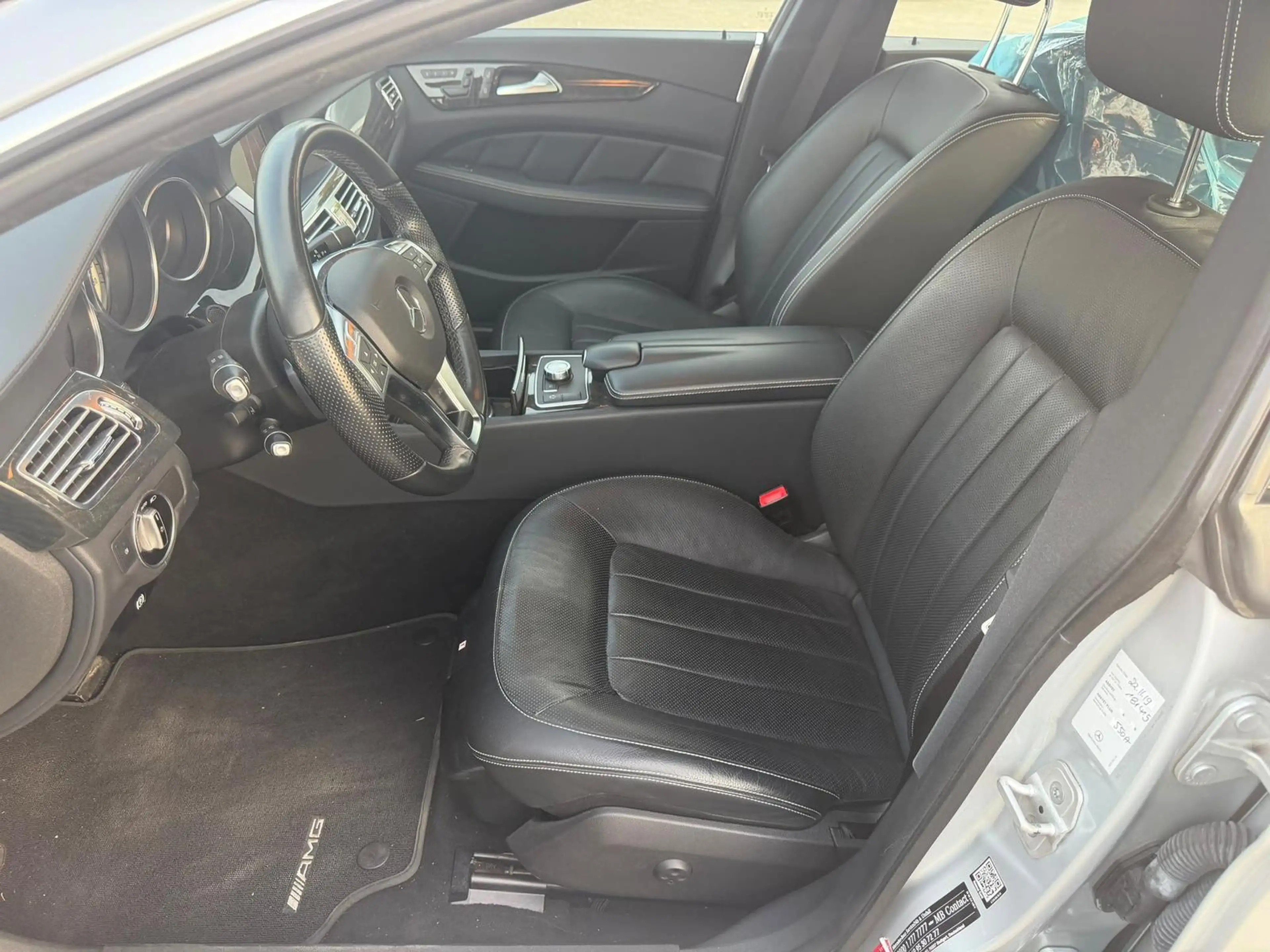 Mercedes-Benz CLS 350 AMG Paket *Navi*Kamera*PDC*LED* — photo 10