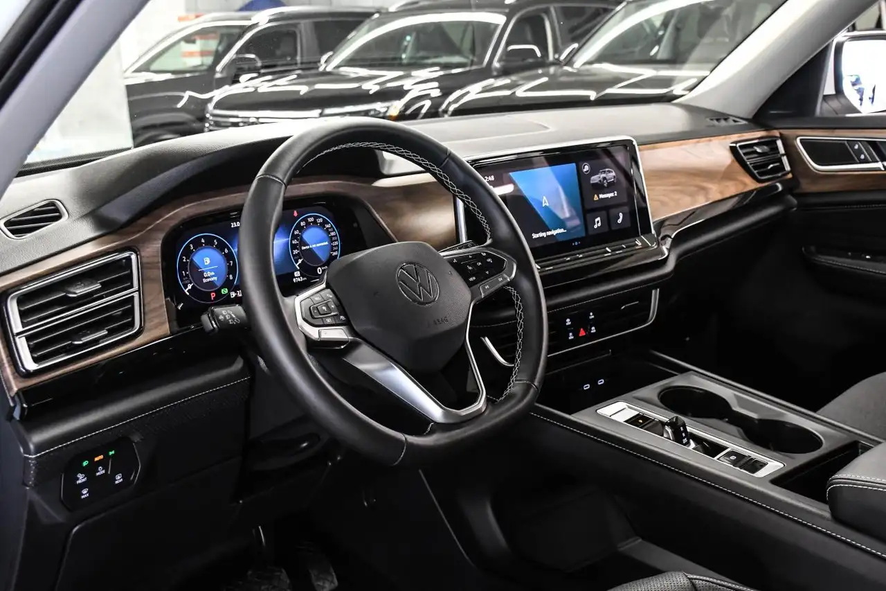 Volkswagen Atlas photo Volkswagen Atlas