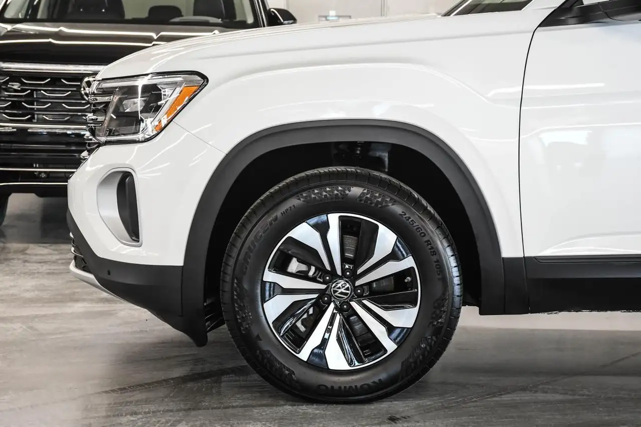Volkswagen Atlas photo Volkswagen Atlas
