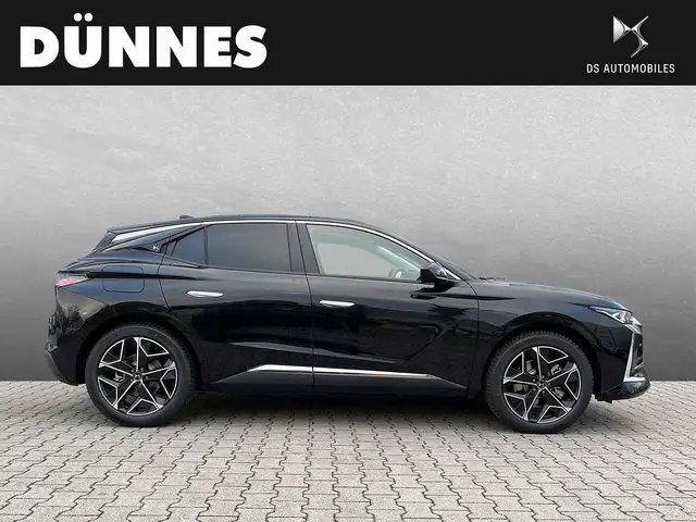 DS Automobiles DS 4 view 6