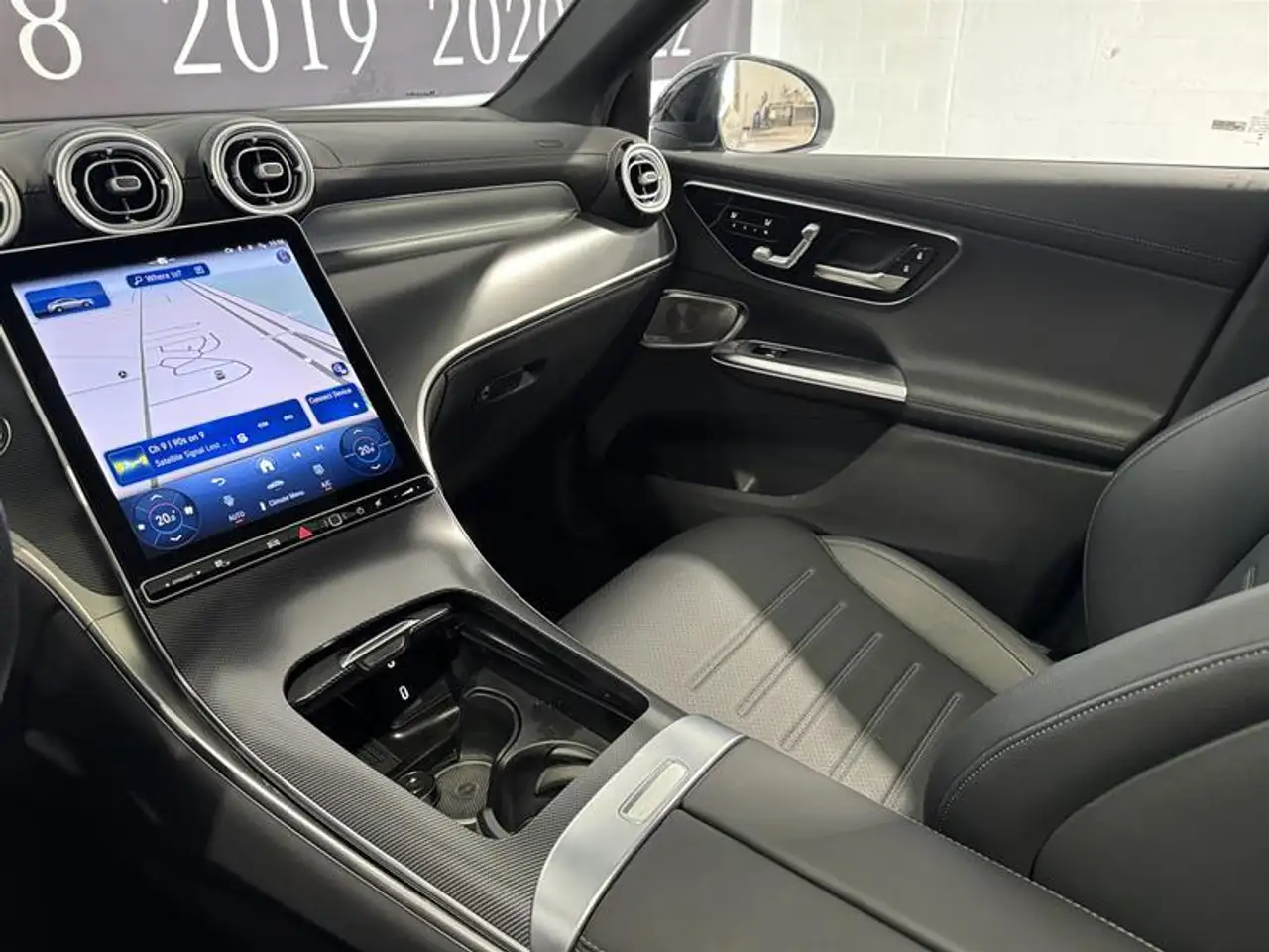 Mercedes-Benz GLC photo Mercedes-Benz GLC