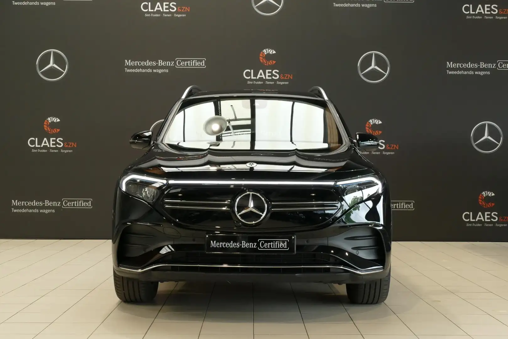Mercedes-Benz EQB 300 4MATIC AMG Line DOS 7390 Noir - 2