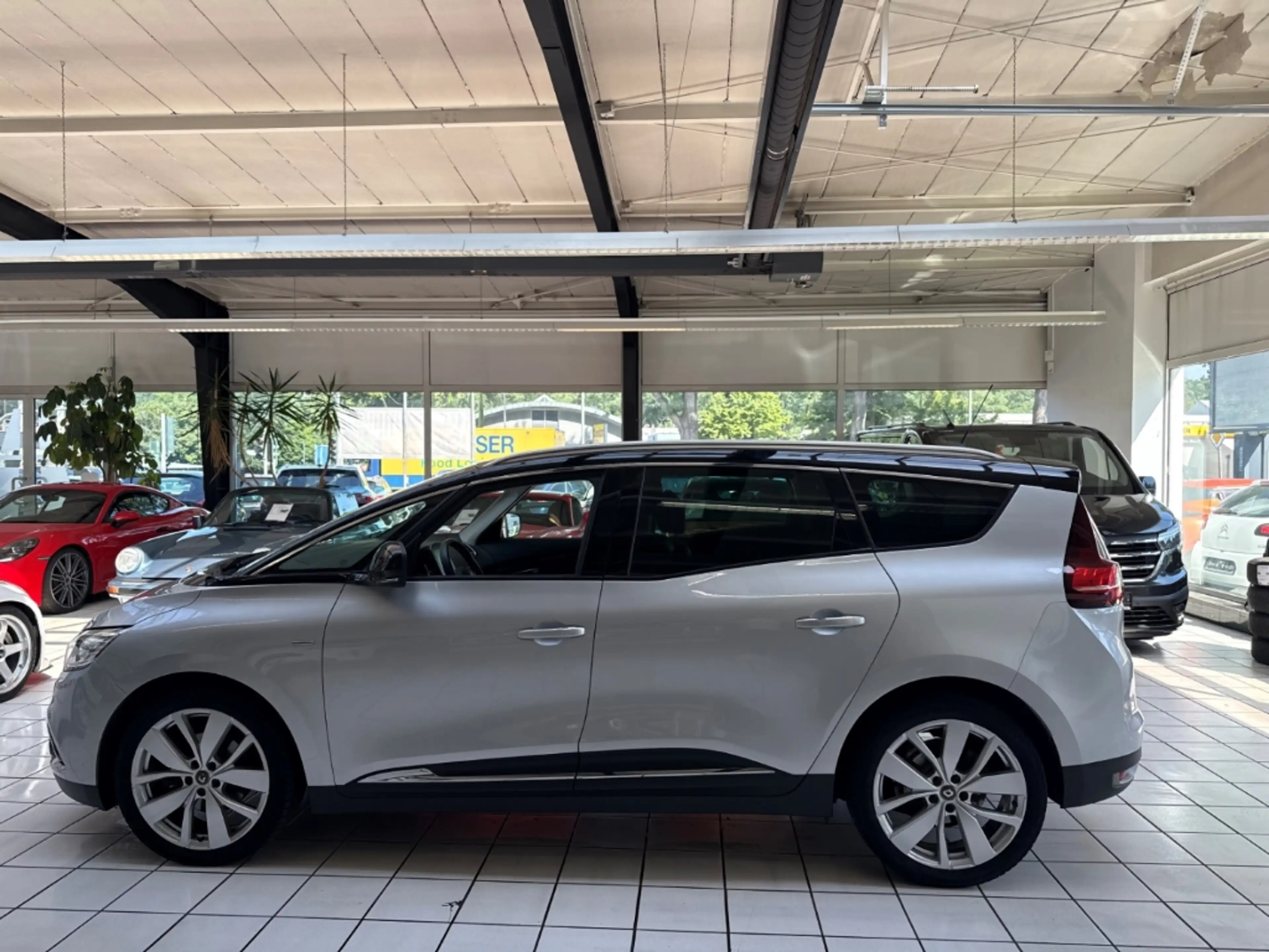 Renault Scenic IV Grand Limited 7-Sitzer Scheckheft — photo 5
