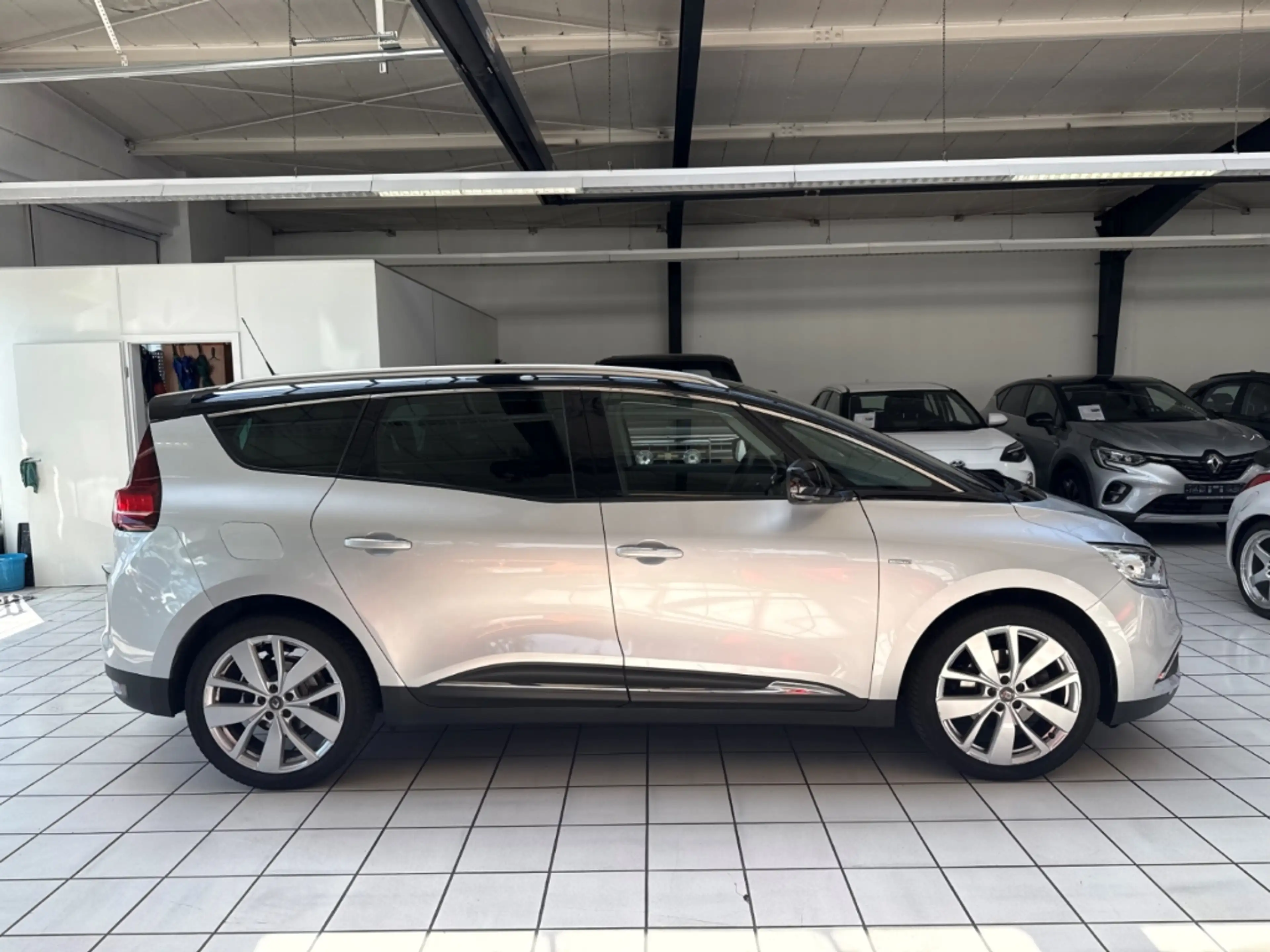 Renault Scenic IV Grand Limited 7-Sitzer Scheckheft — photo 4
