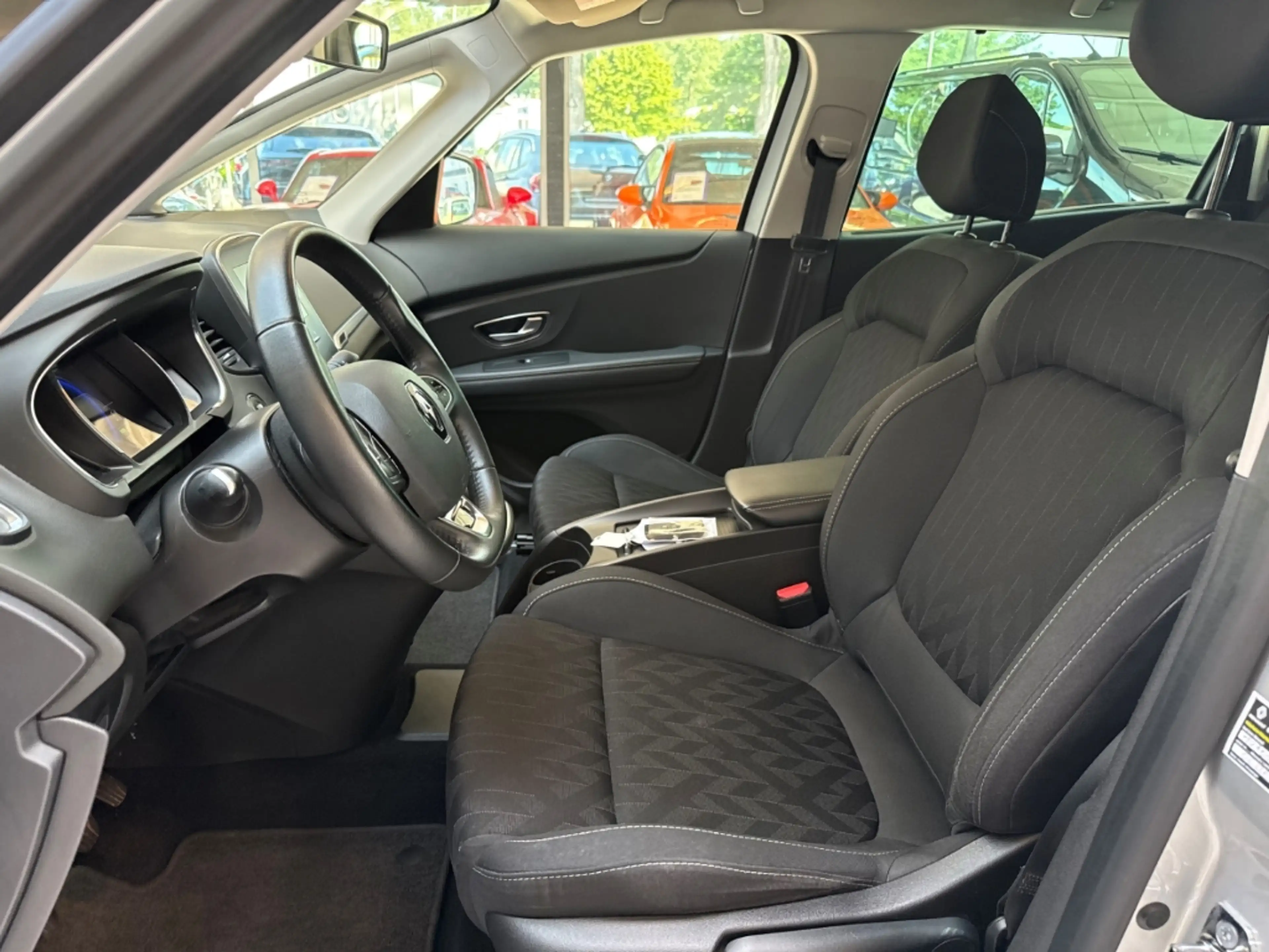 Renault Scenic IV Grand Limited 7-Sitzer Scheckheft — photo 11