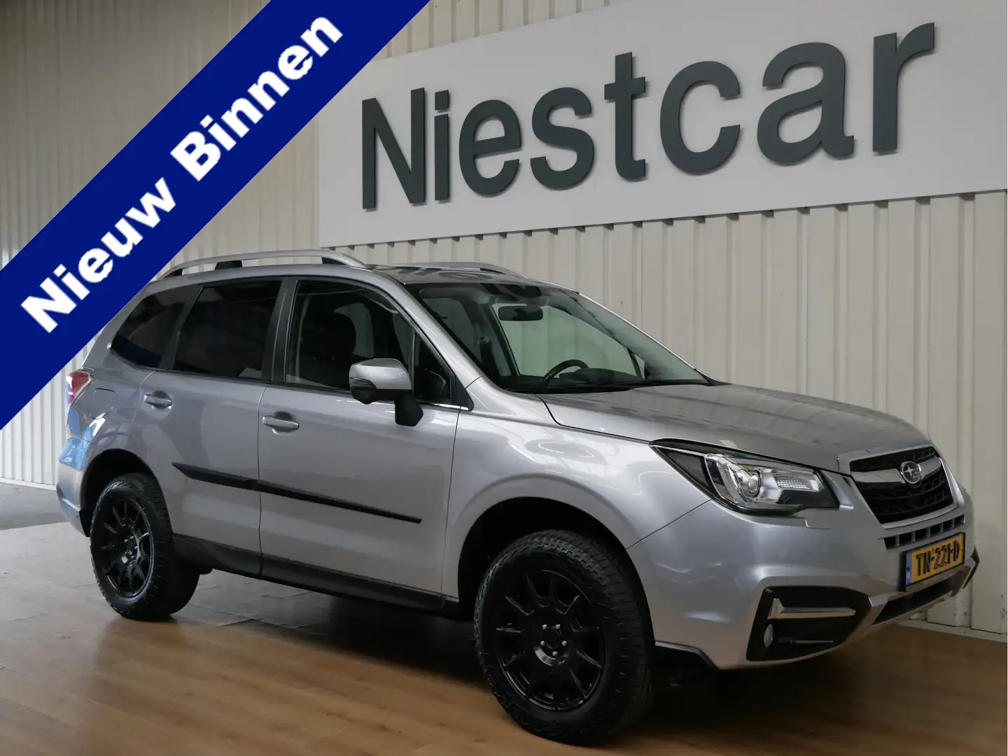 Subaru Forester 2.0 i Luxury / Trekhaak / Eye-Sight / AWD CVT-Auto Grey - 1