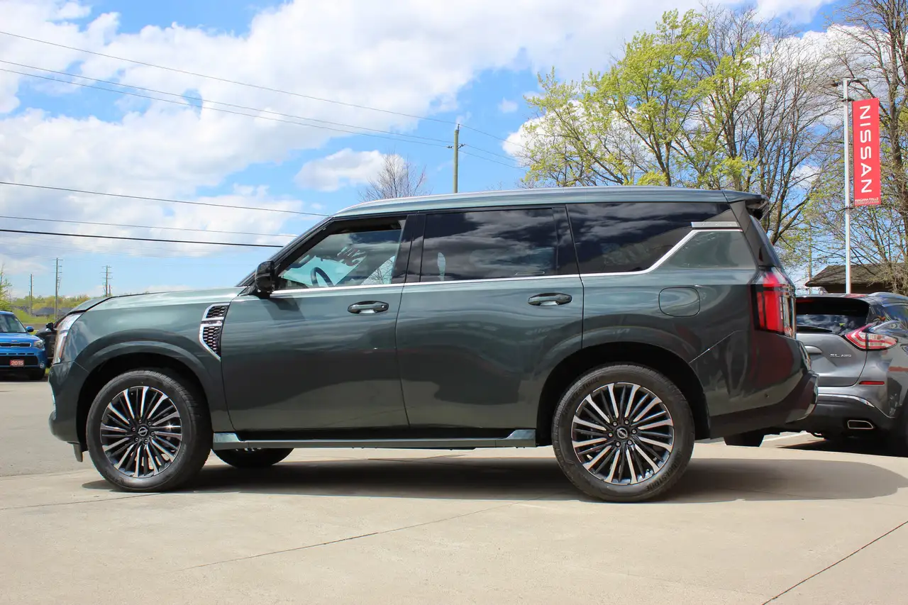 Nissan Armada снимка Nissan Armada