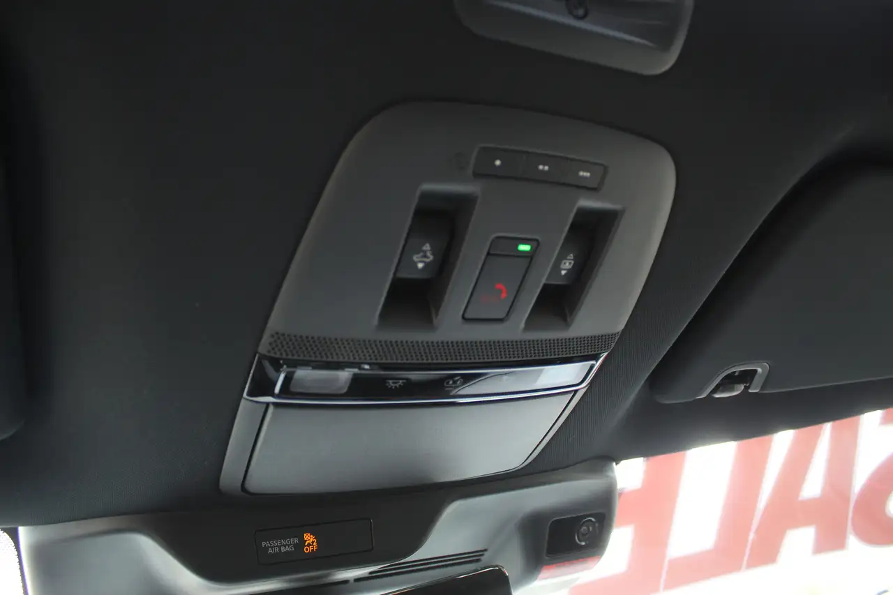 Nissan Armada снимка Nissan Armada