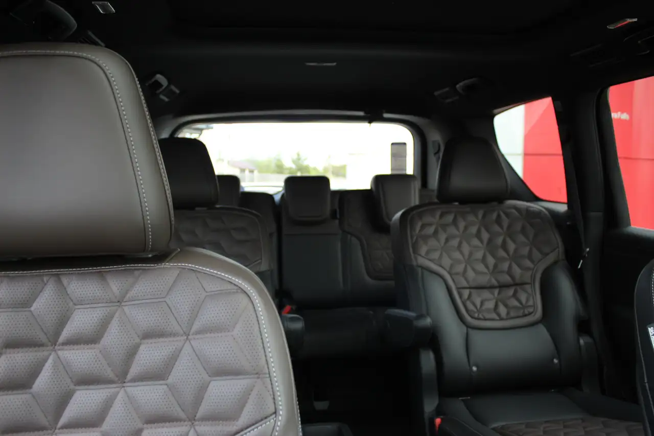Nissan Armada снимка Nissan Armada