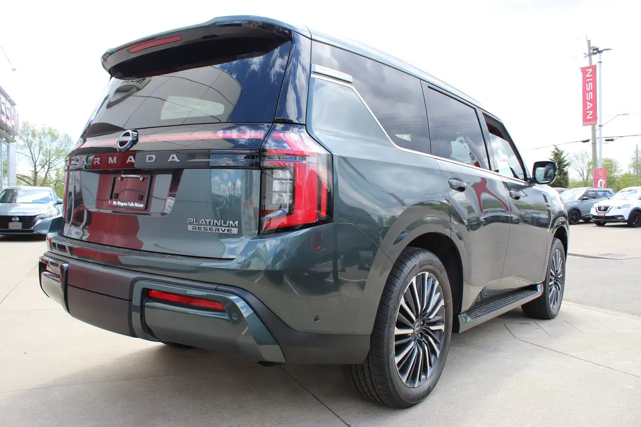 Nissan Armada снимка Nissan Armada