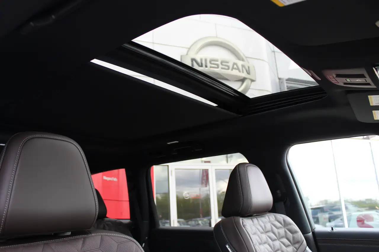 Nissan Armada снимка Nissan Armada