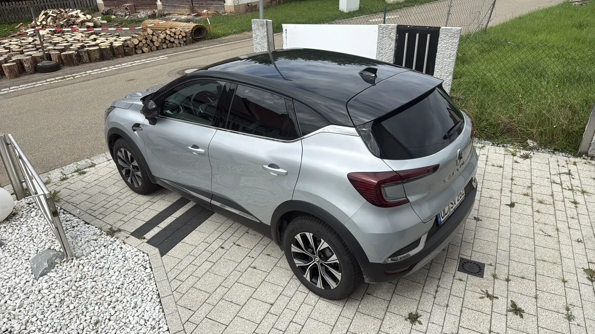 Renault Captur Techno - 1