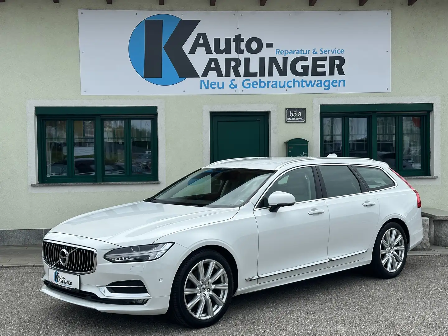 Volvo V90 D5 AWD Inscription Geartronic Blanc - 2
