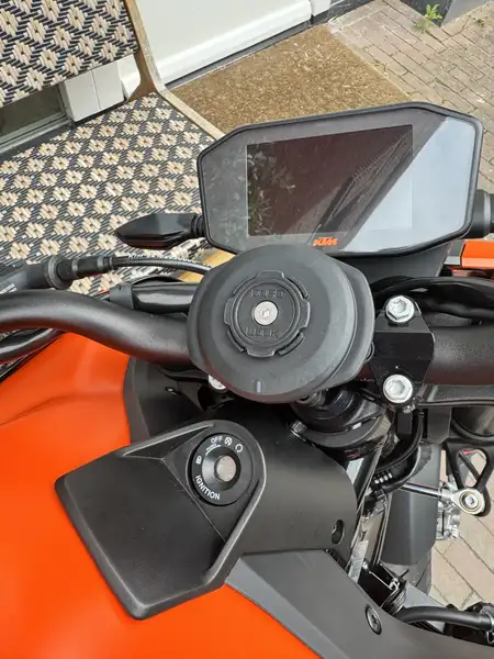 KTM 890 Duke - foto 7