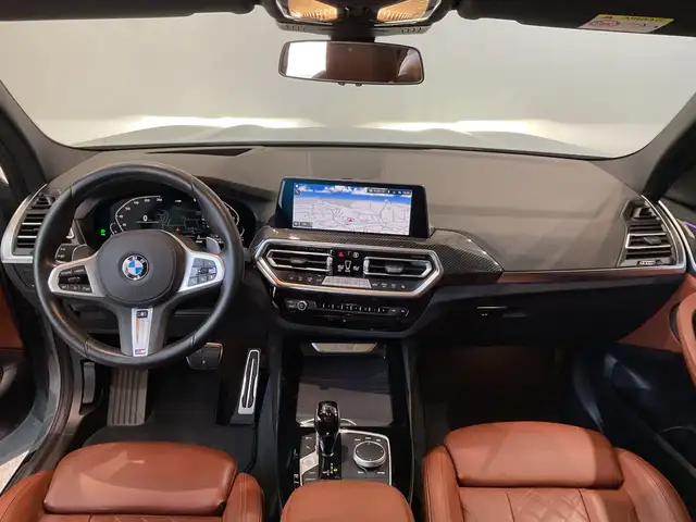 BMW X3 view 3