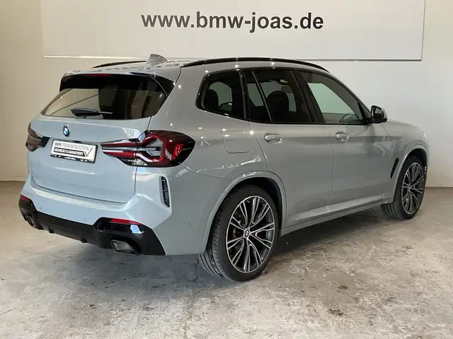 BMW X3 view 13