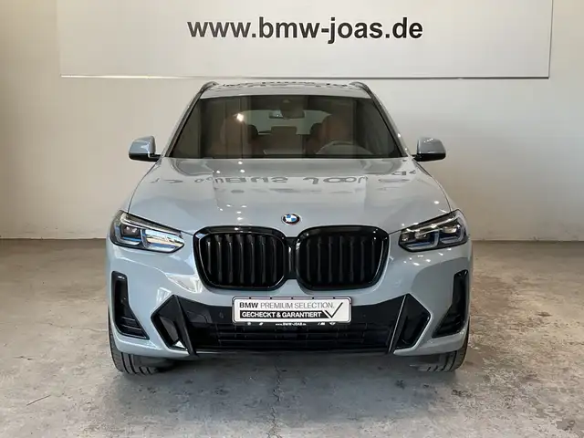 BMW X3 view 2