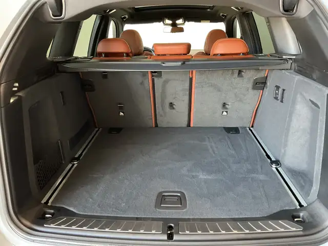 BMW X3 view 10