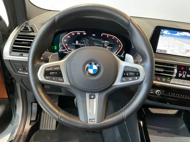 BMW X3 view 4