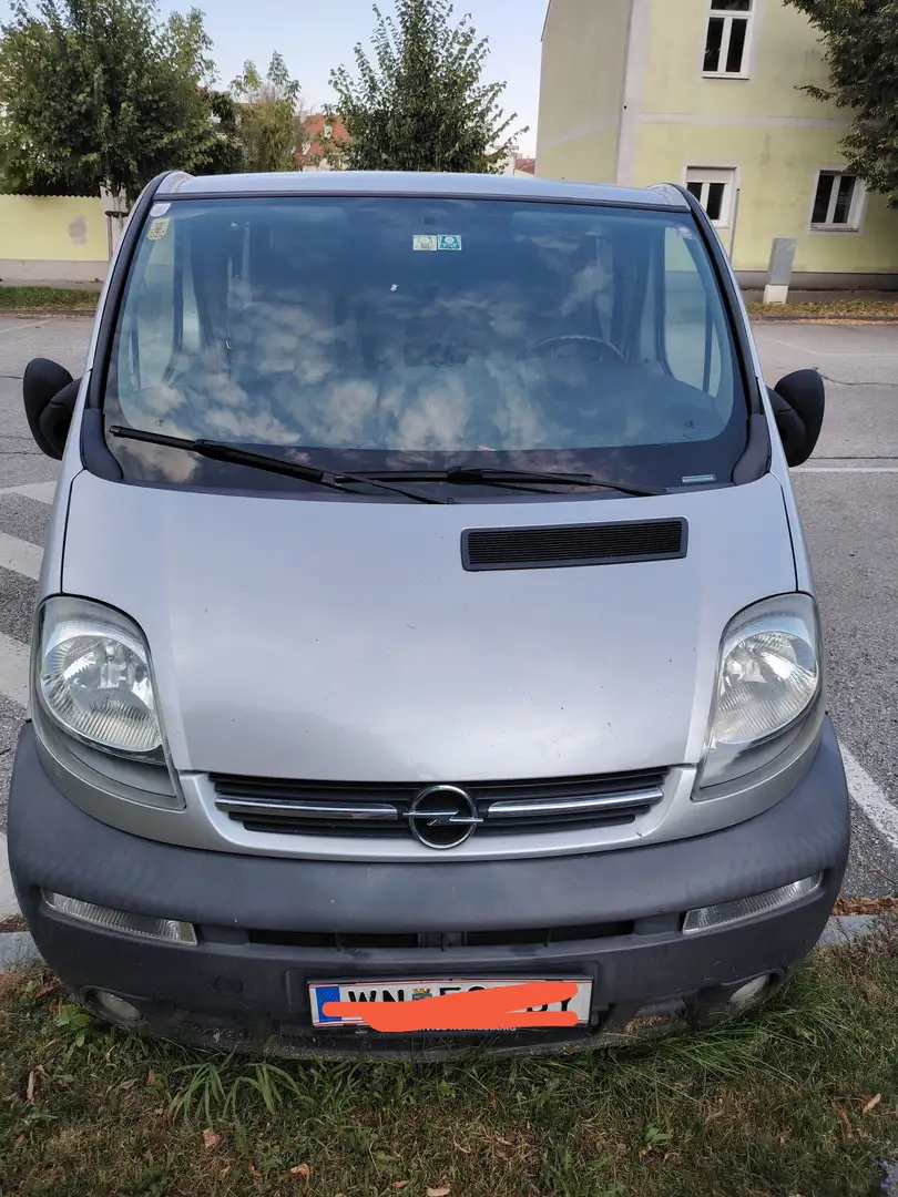 Opel Vivaro Vivaro Combi L2H1 1,9 DTI 2,9t lang Silver - 1