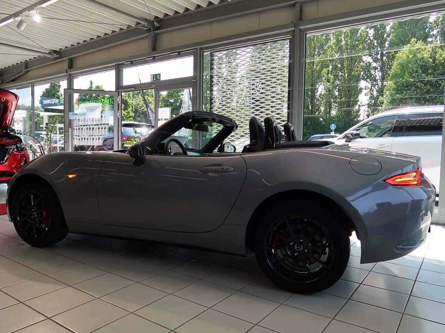 Mazda MX-5 HOMURA *RECARO * BOSE * LED* 6 J. Garantie, Grau - 2