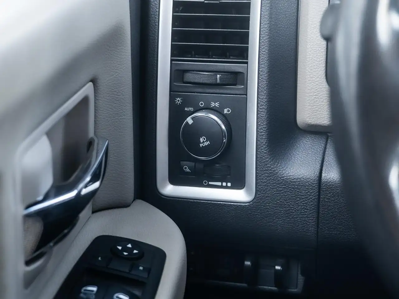 RAM 2500 photo RAM 2500
