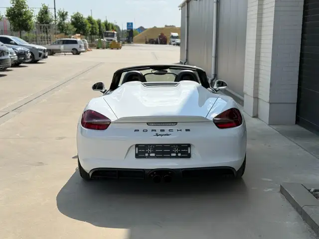 Porsche Boxster view 13