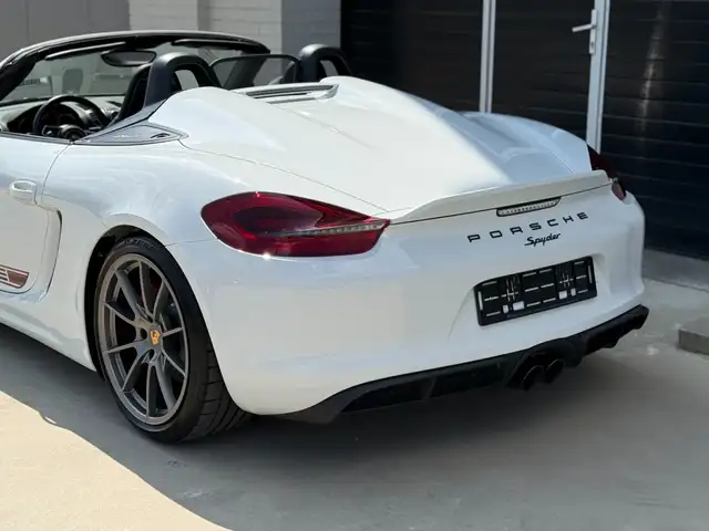 Porsche Boxster view 14