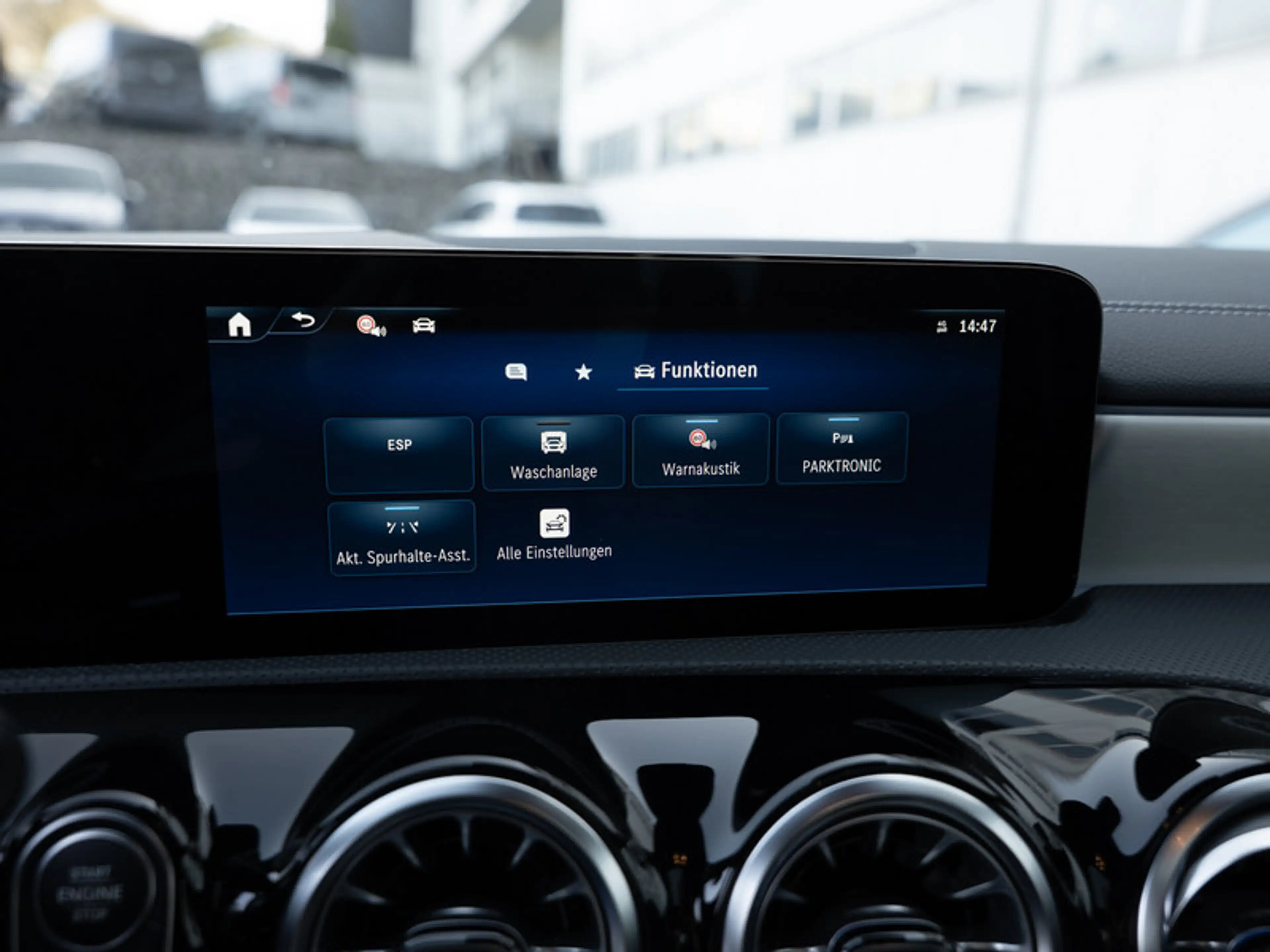 Mercedes-Benz CLA 220 d Coupé AMG-Sport/MLB/360/Pano/Night/19" — photo 12