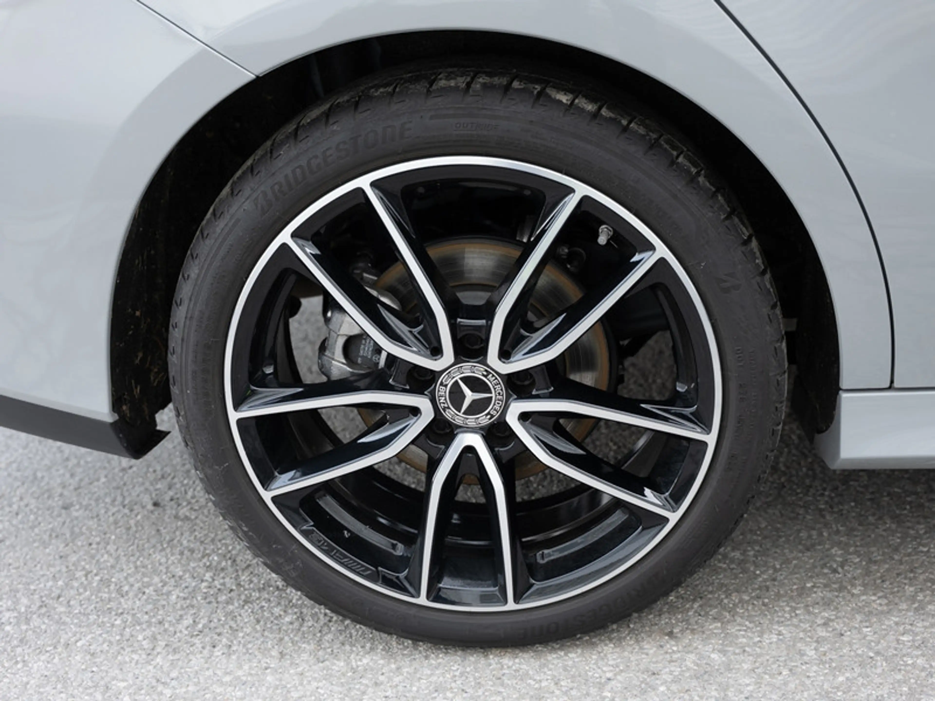 Mercedes-Benz CLA 220 d Coupé AMG-Sport/MLB/360/Pano/Night/19" — photo 6