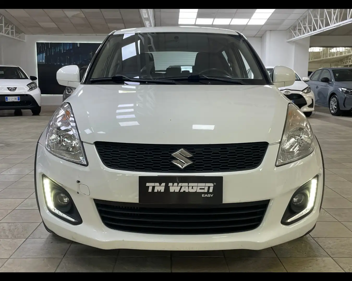 Suzuki Swift 1.3 DDiS 5 porte B-Cool 75CV 2015 *NEOPATENTATI* Bianco - 2