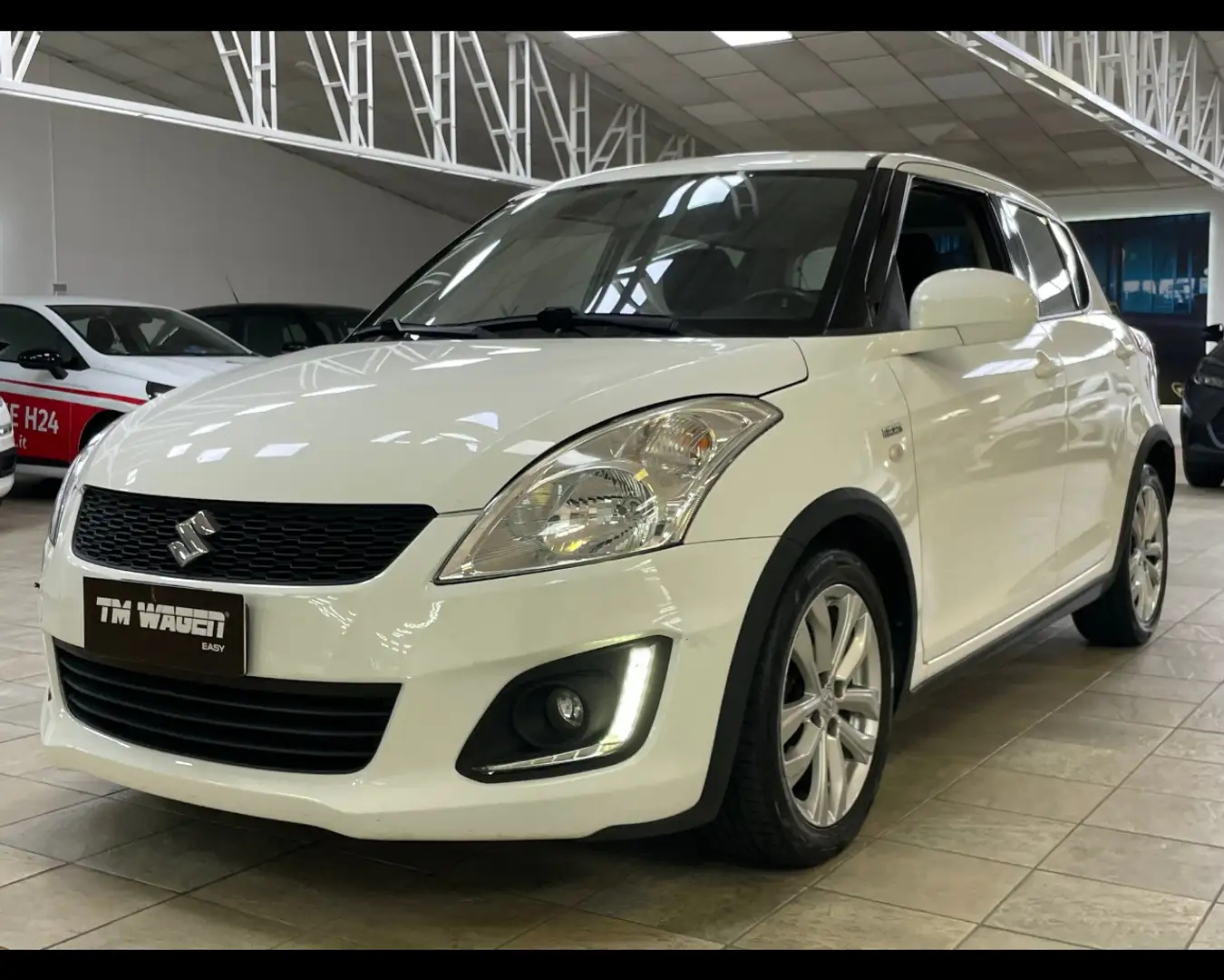 Suzuki Swift 1.3 DDiS 5 porte B-Cool 75CV 2015 *NEOPATENTATI* Bianco - 1