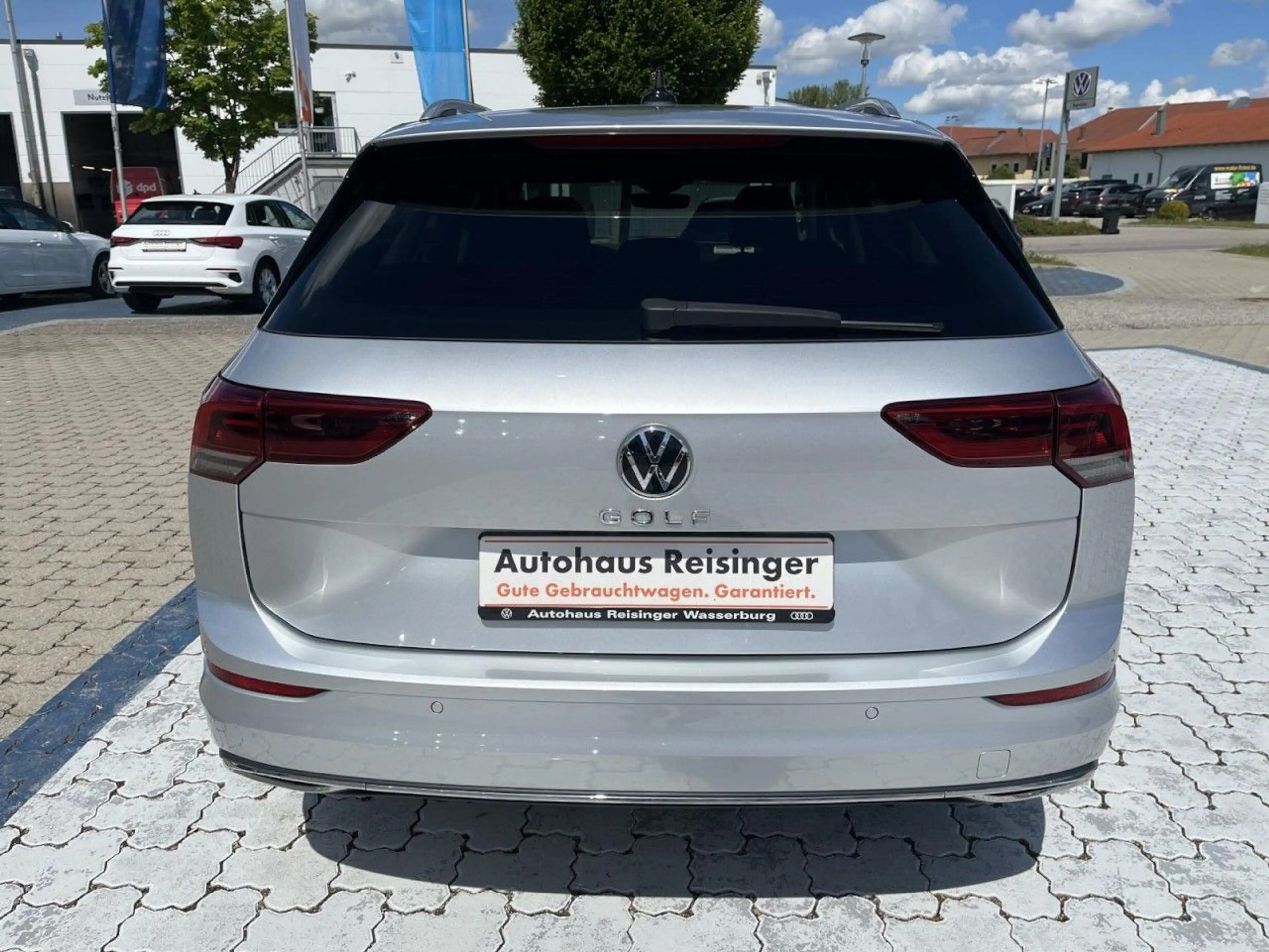 Volkswagen Golf Variant Golf VIII Variant 1,5 TSI Active (NAVI+LED+APP+S — photo 5
