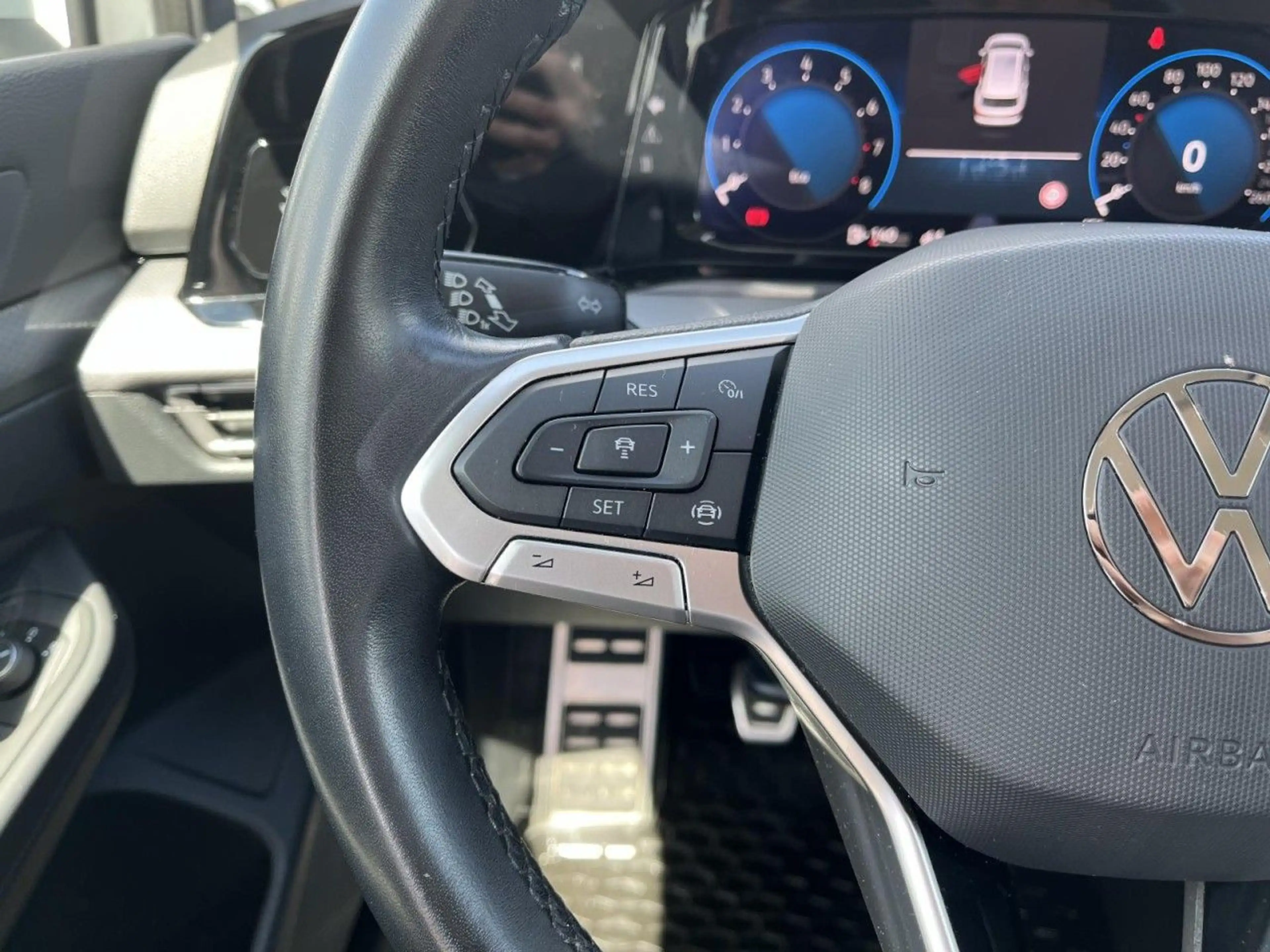 Volkswagen Golf Variant Golf VIII Variant 1,5 TSI Active (NAVI+LED+APP+S — photo 13