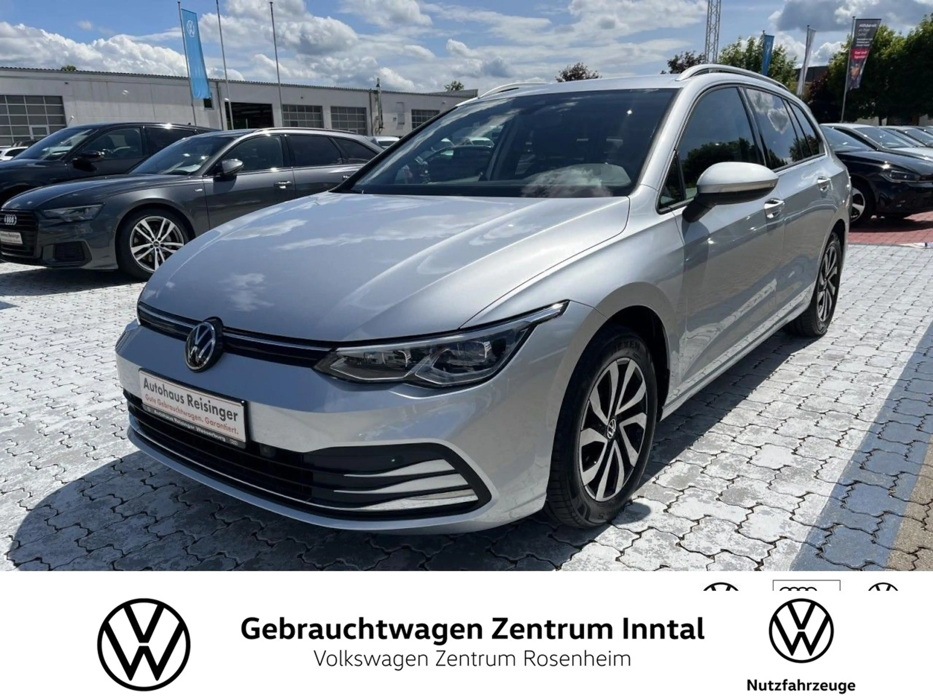 Volkswagen Golf Variant Golf VIII Variant 1,5 TSI Active (NAVI+LED+APP+S