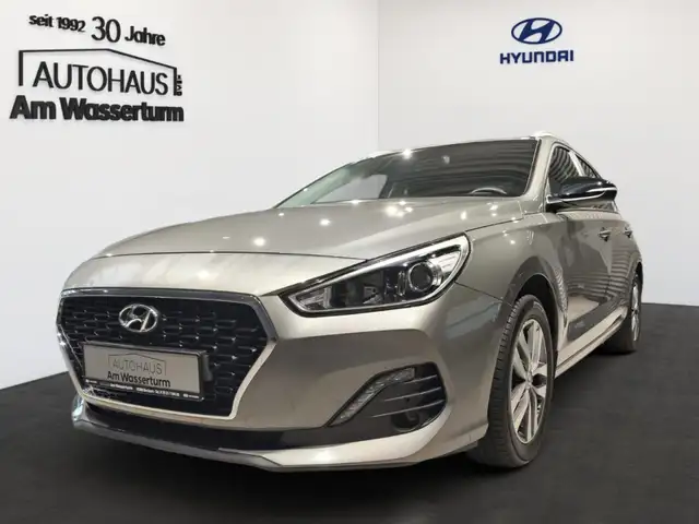 Hyundai i30 YES! Navi Apple CarPlay Android Auto Mehrzonenklim