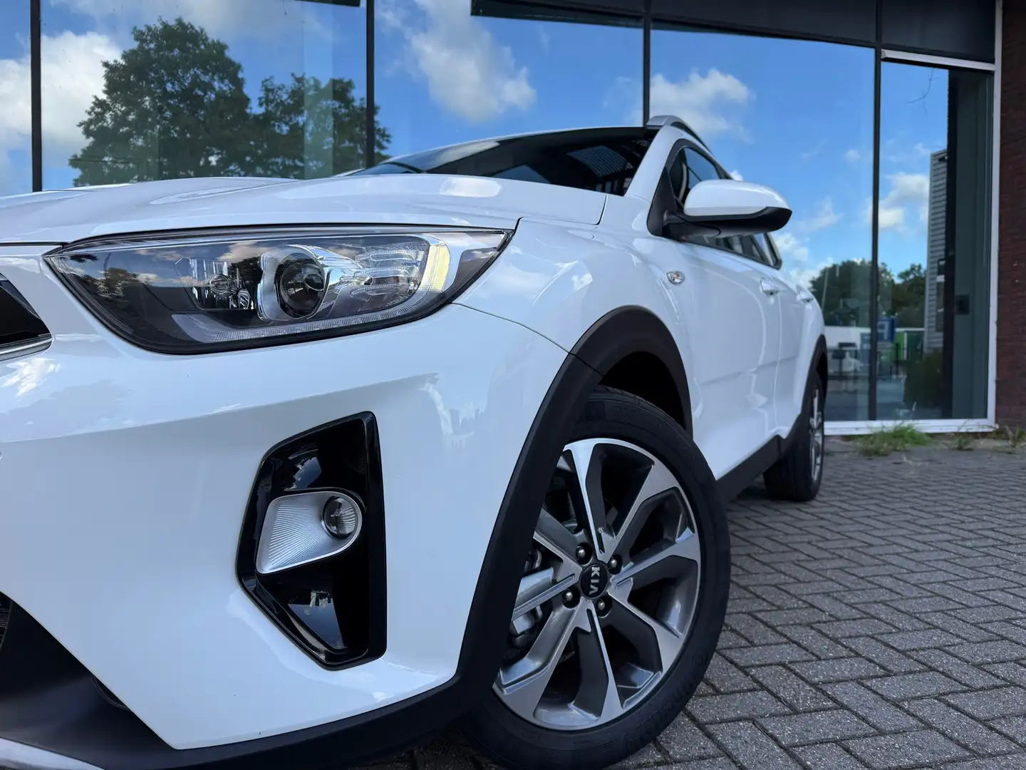 Kia Stonic 1.0 T-GDi Sports Edition - Navi - Airco - Parkeerh Blanc - 2