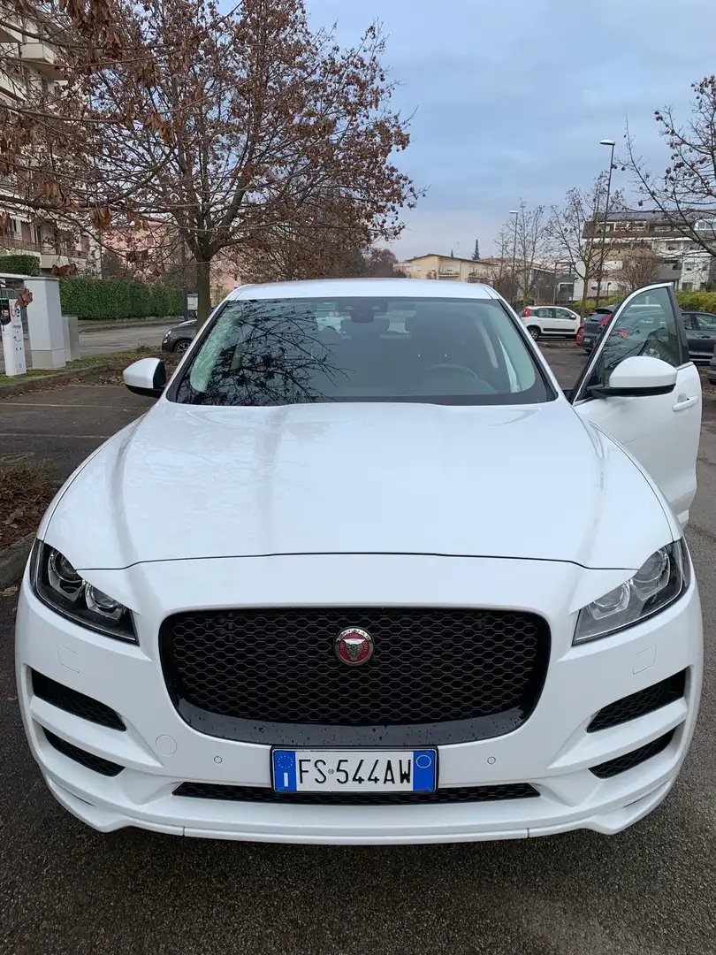 Jaguar F-Pace 2.0d Pure awd 180cv auto - 1