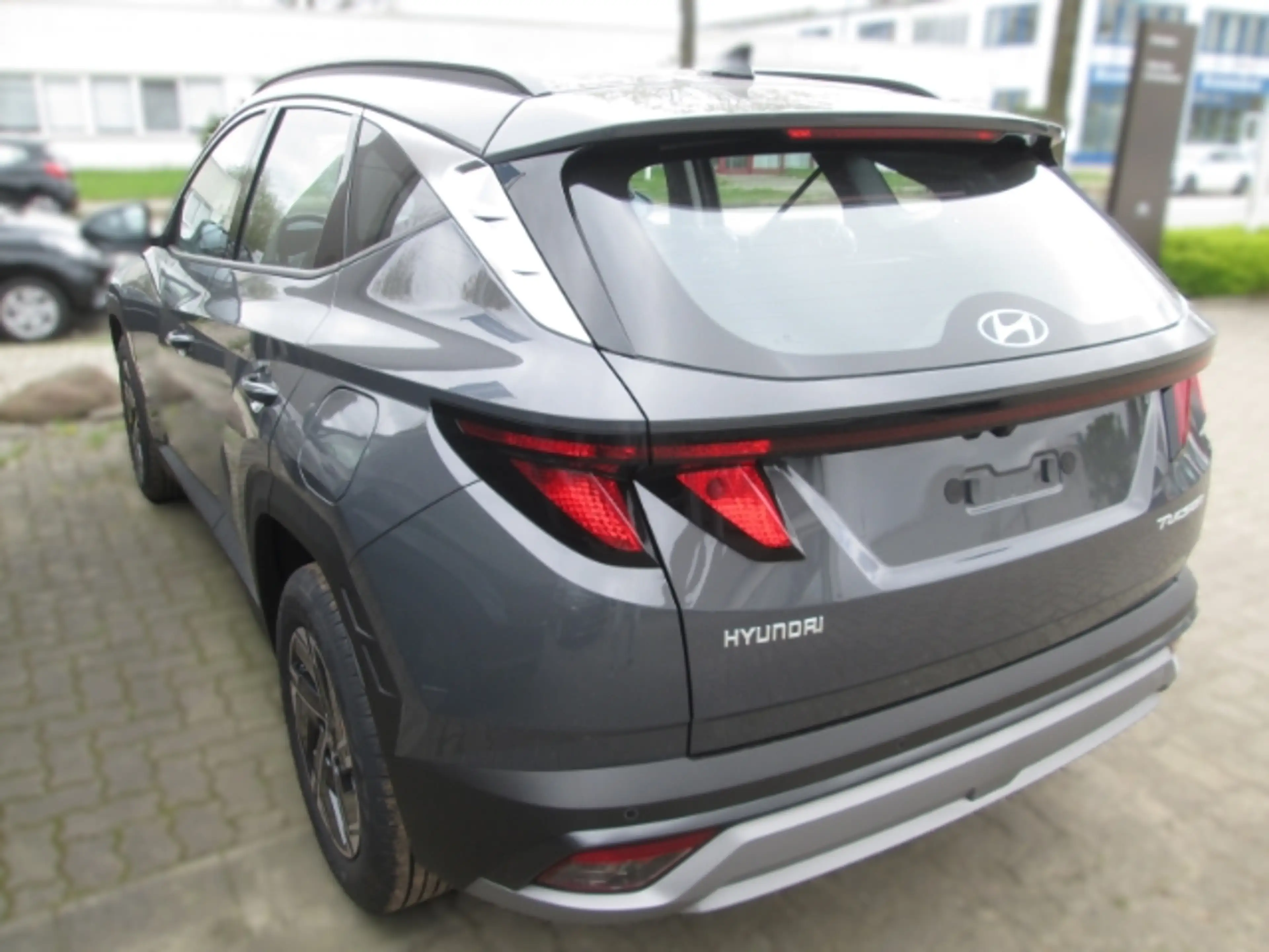 Hyundai TUCSON Select 2WD Voll LED Android Apple CarPlay Kamera N — photo 5