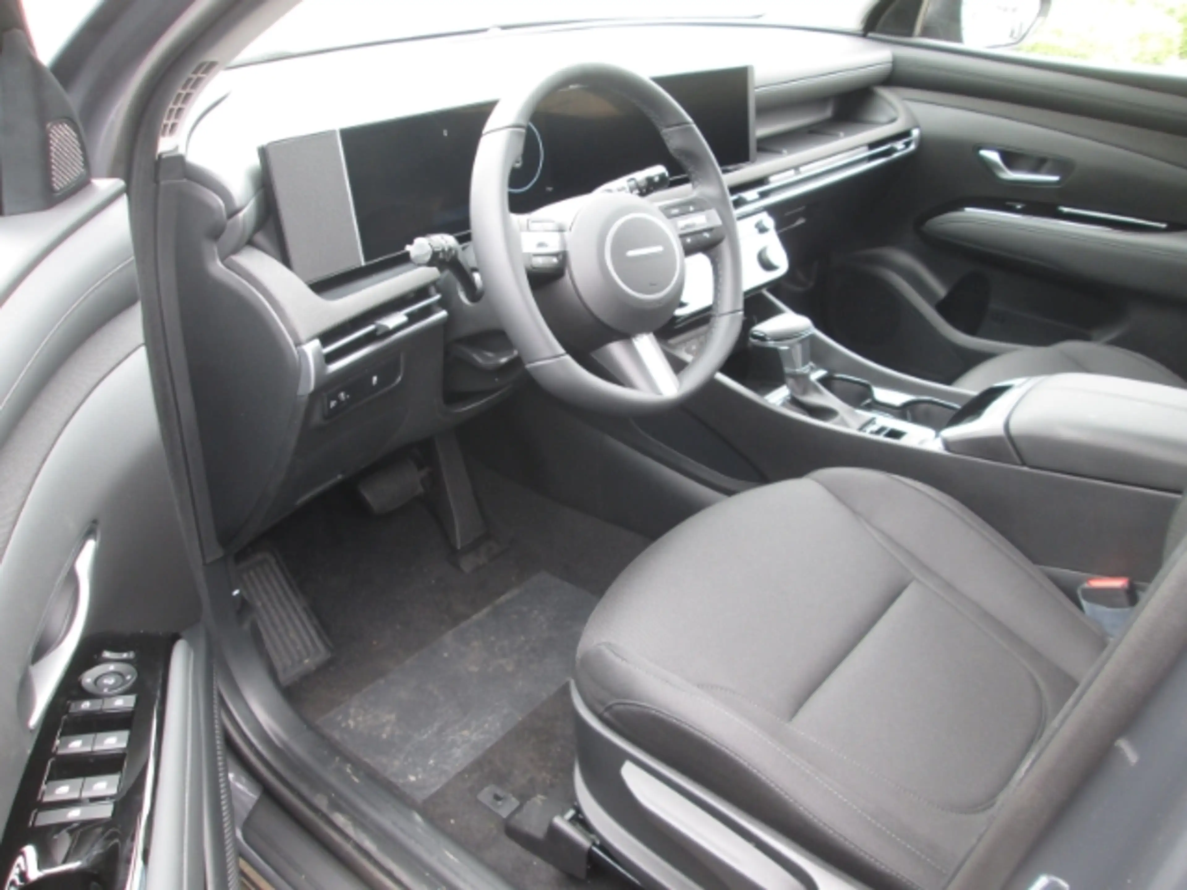Hyundai TUCSON Select 2WD Voll LED Android Apple CarPlay Kamera N — photo 9