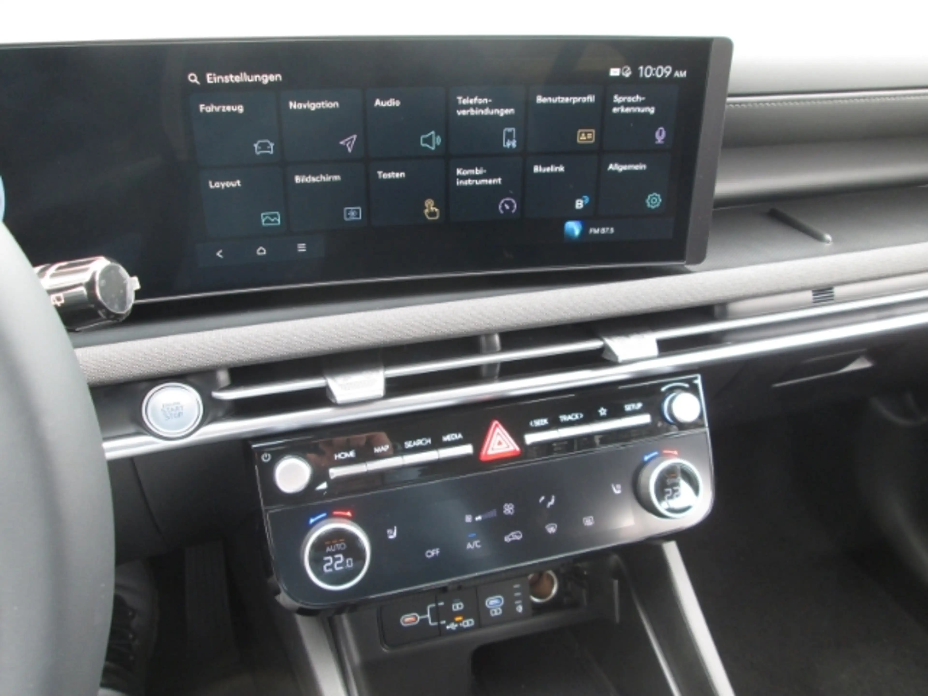 Hyundai TUCSON Select 2WD Voll LED Android Apple CarPlay Kamera N — photo 12