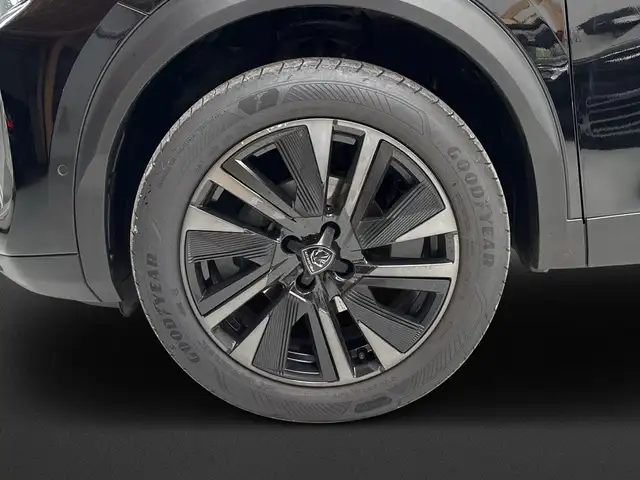 Peugeot 2008 view 10